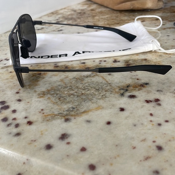under armour sunglasses - Picture 2 of 4